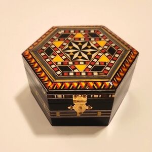 Hexagonal Mosaic Jewelry Box